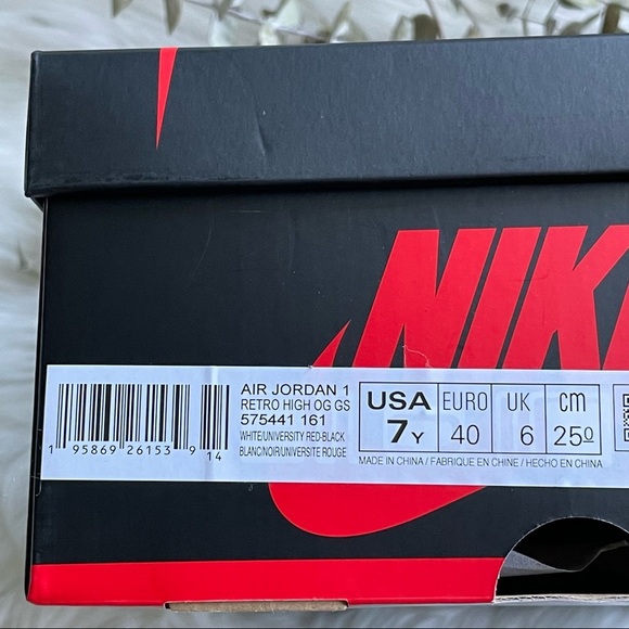 Nike Air Jordan 1 Retro High OG Shoe White Black University Red PRICE FIRM - Picture 11 of 13